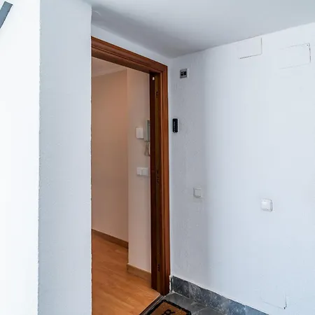 Cubo's Bright Апартаменти Марбелья