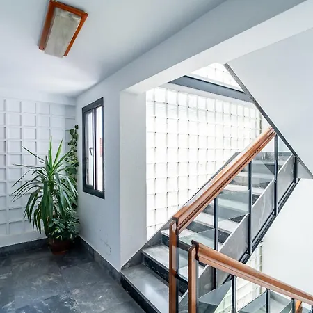 Cubo's Bright Апартаменти Марбелья
